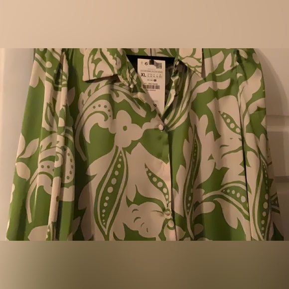 Zara Green and White Floral Blouse - Picture 6 of 6